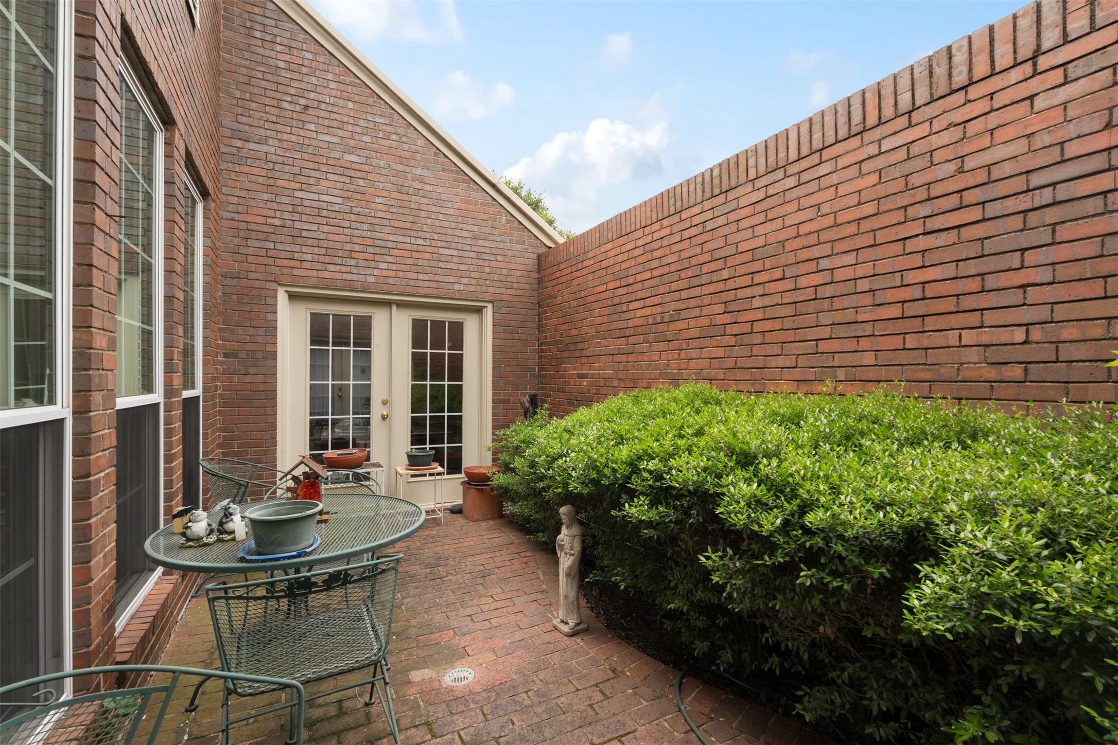 5615 Encore Drive Dallas TX 75240