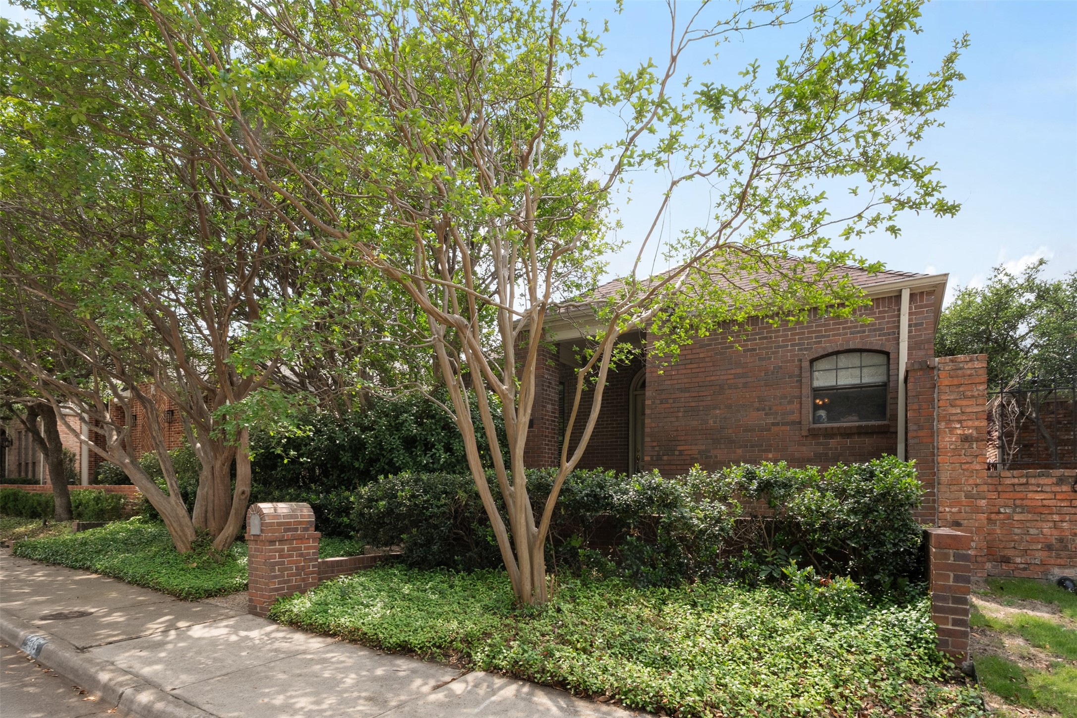 5615 Encore Drive Dallas TX 75240