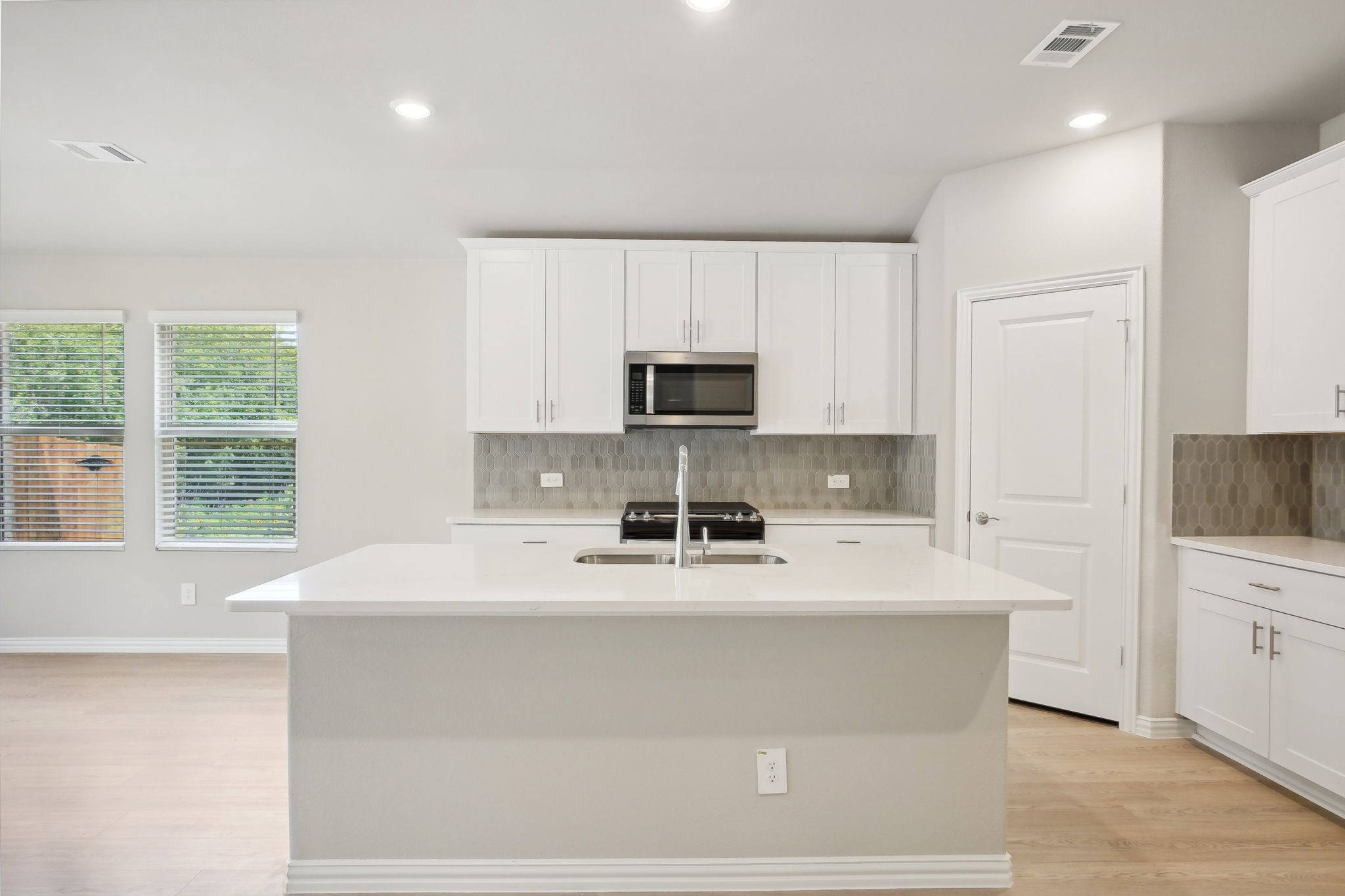 2213 Dunbar Drive Sherman TX 75092