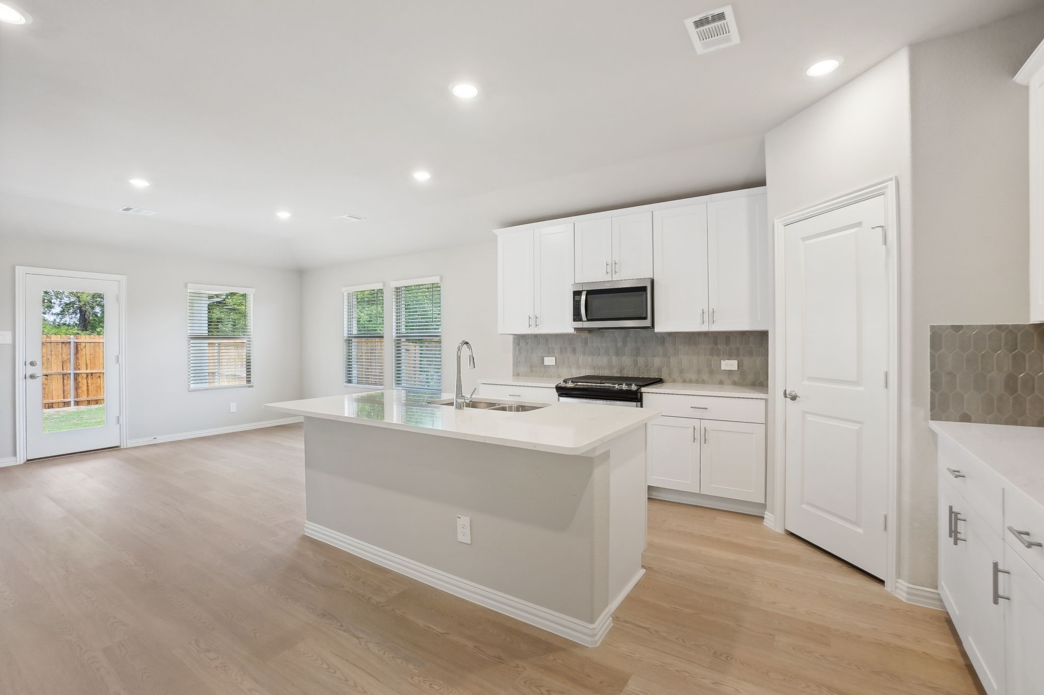 2213 Dunbar Drive Sherman TX 75092