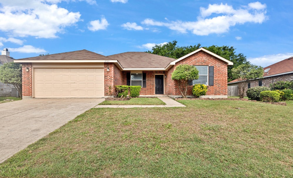 3563 Red Mine Lane Grand Prairie TX 75052