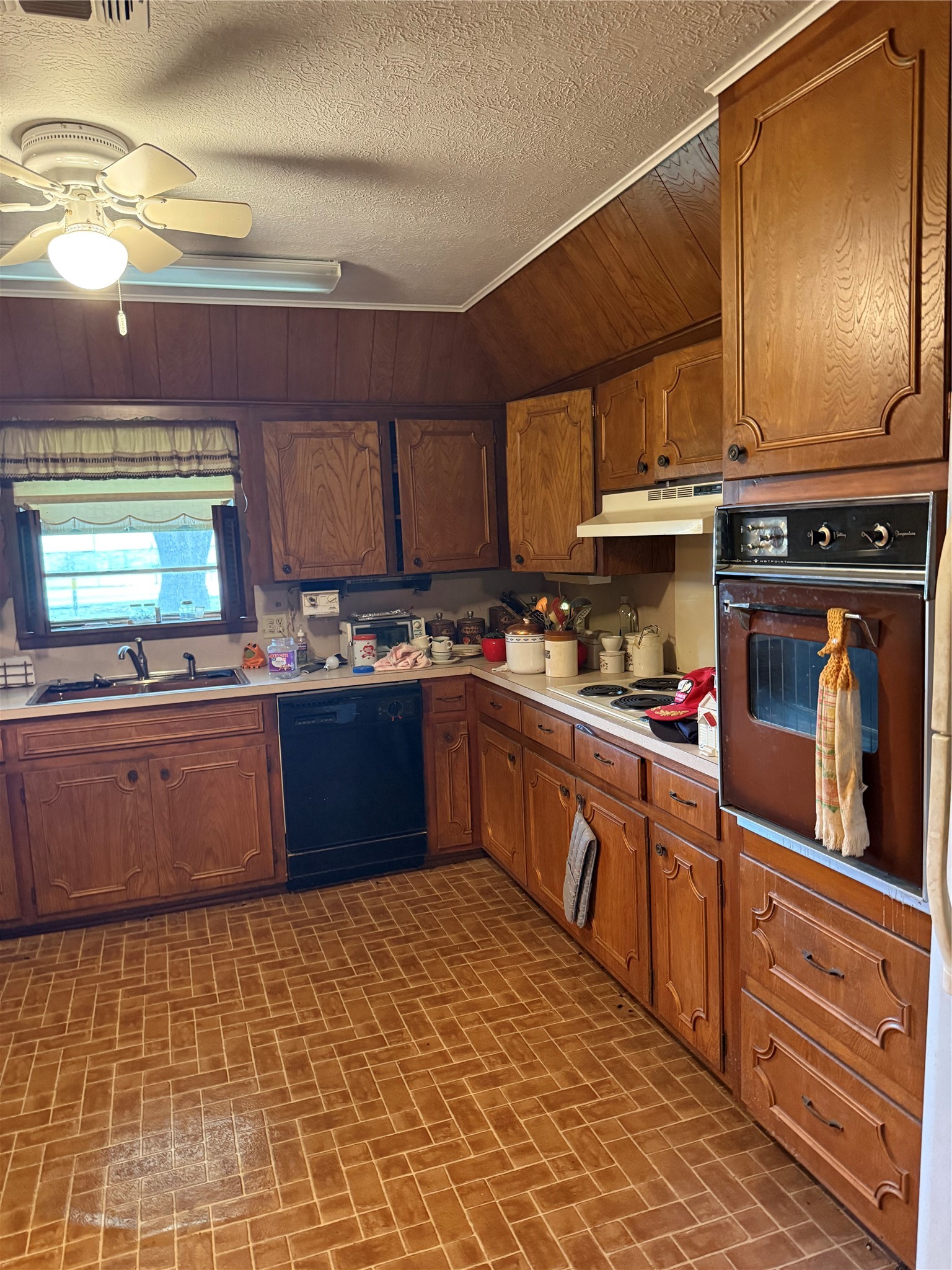 25362 Fm-137 Petty TX 75470