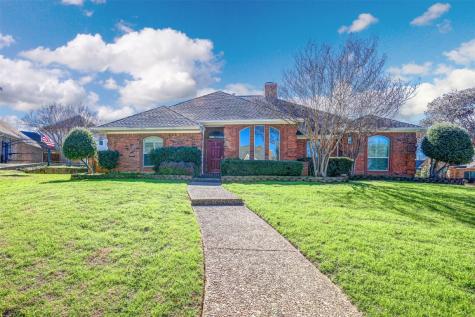 2200 Edgewater Court Bedford TX 76021