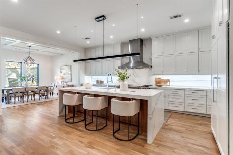 5111 W Amherst Avenue Dallas TX 75209