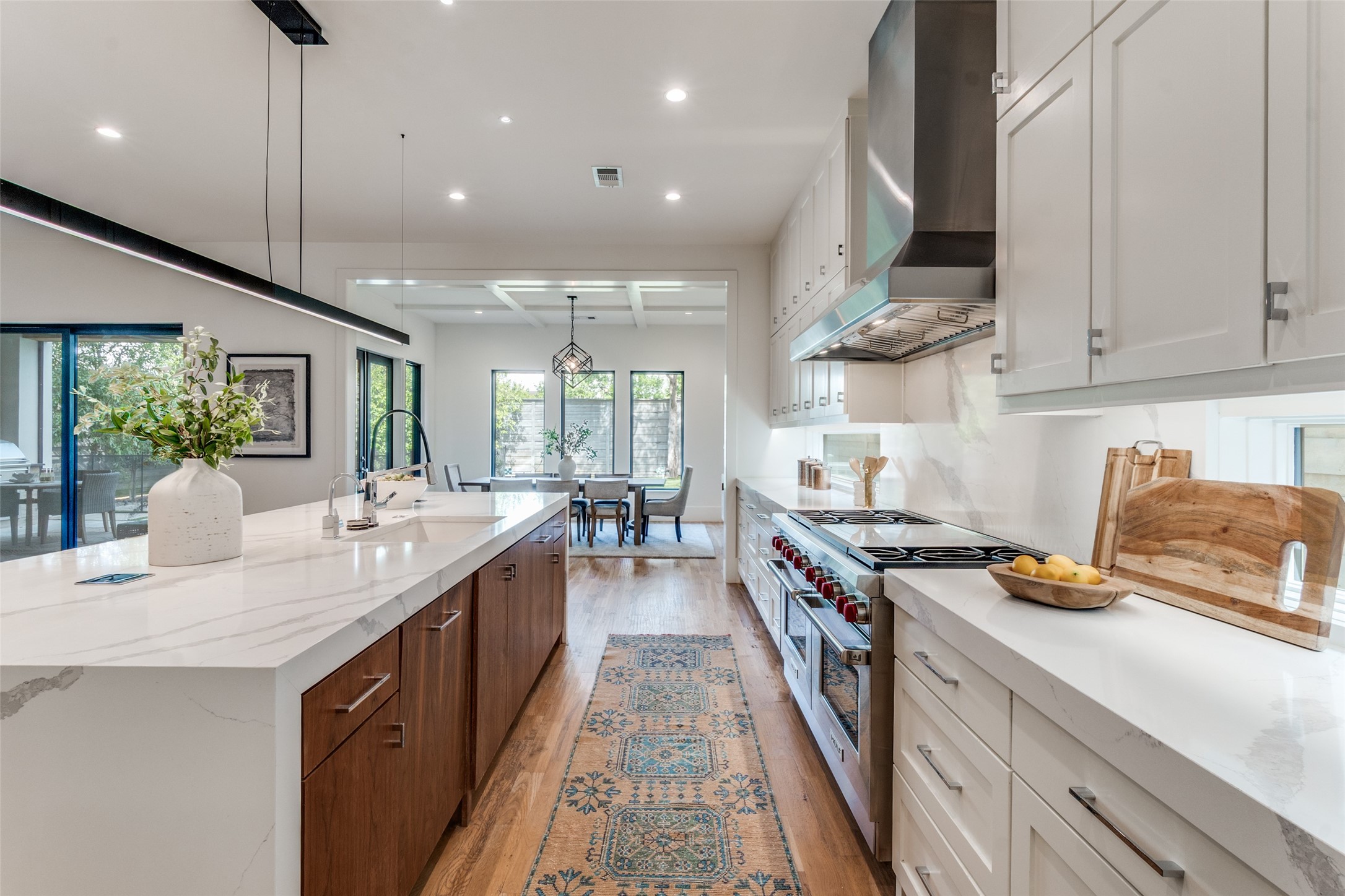 5111 W Amherst Avenue Dallas TX 75209