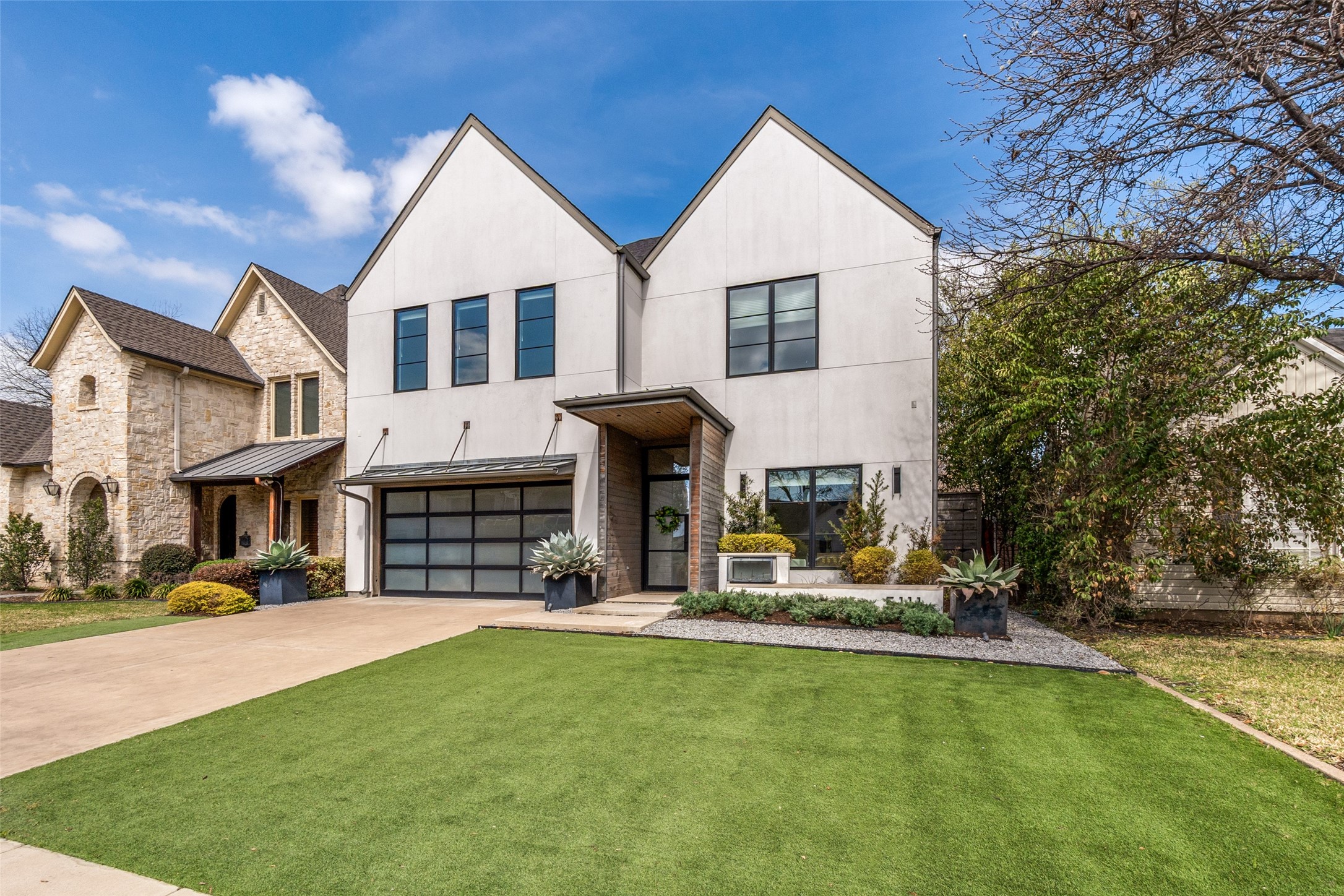 5111 W Amherst Avenue Dallas TX 75209