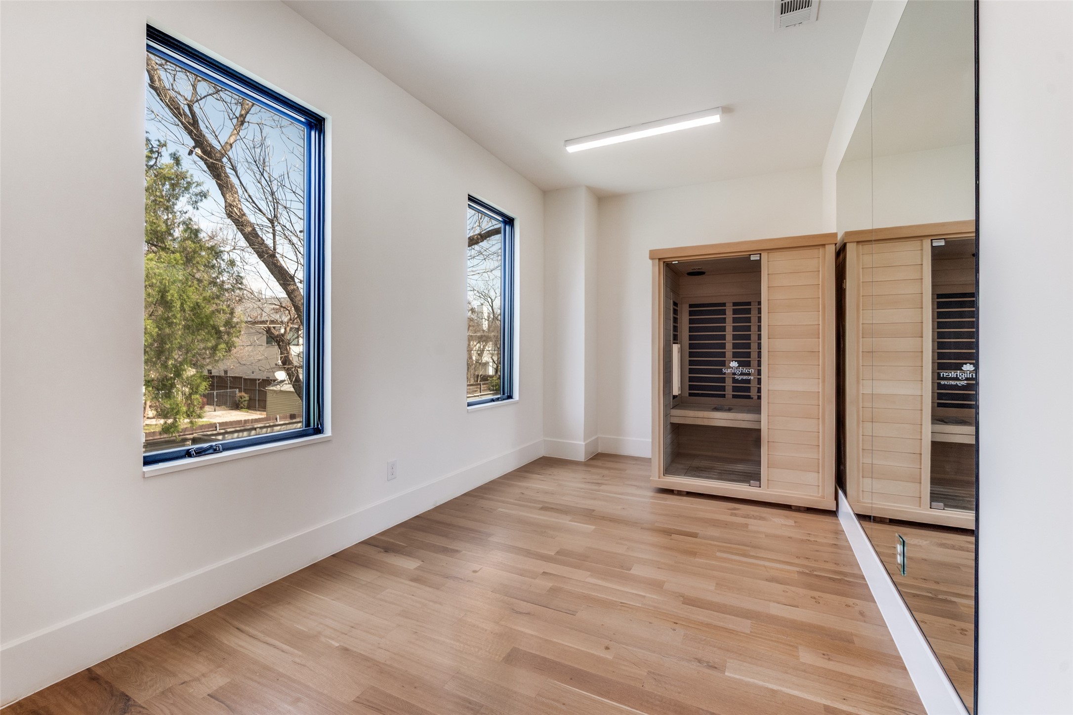 5111 W Amherst Avenue Dallas TX 75209