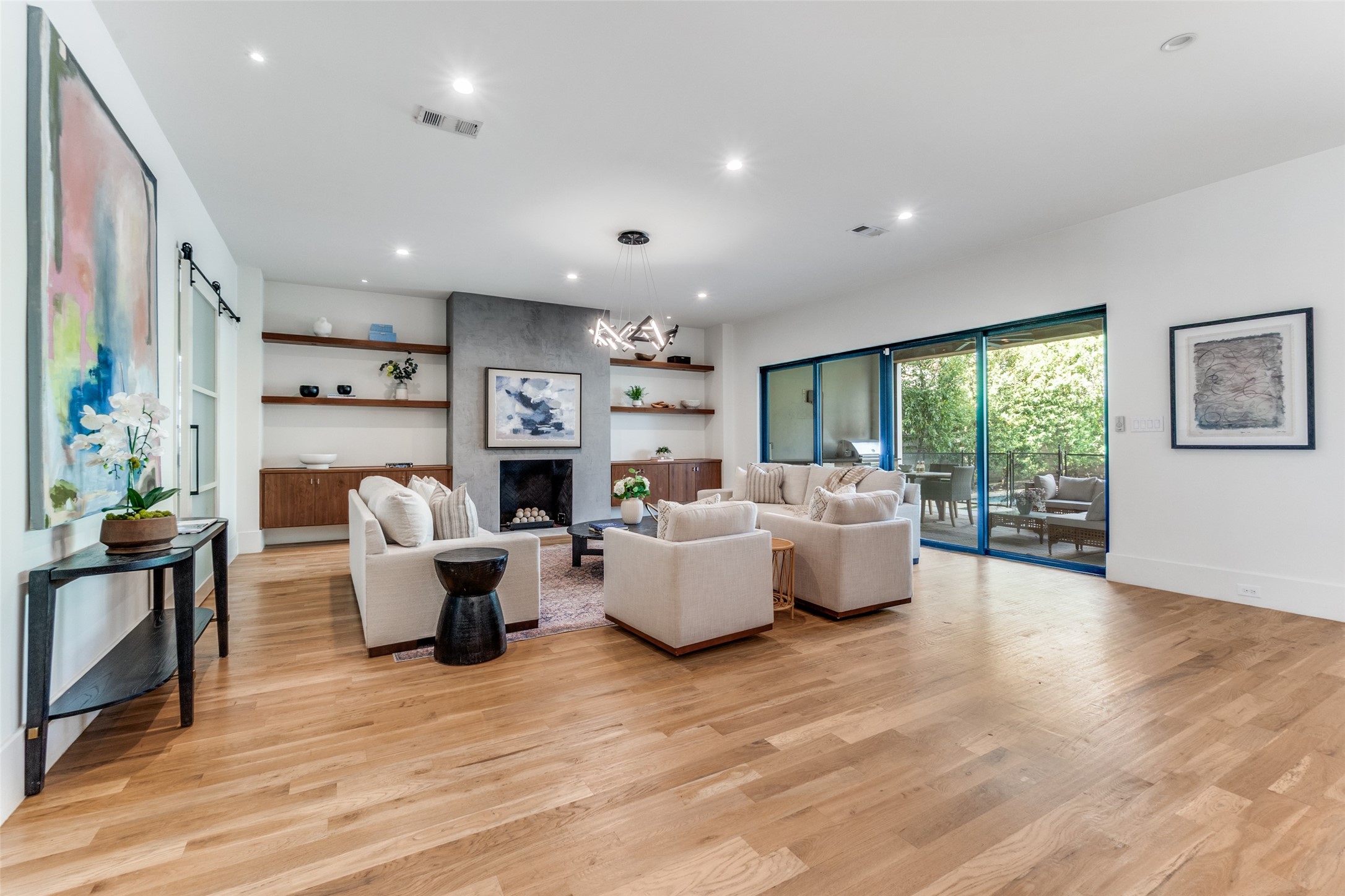5111 W Amherst Avenue Dallas TX 75209
