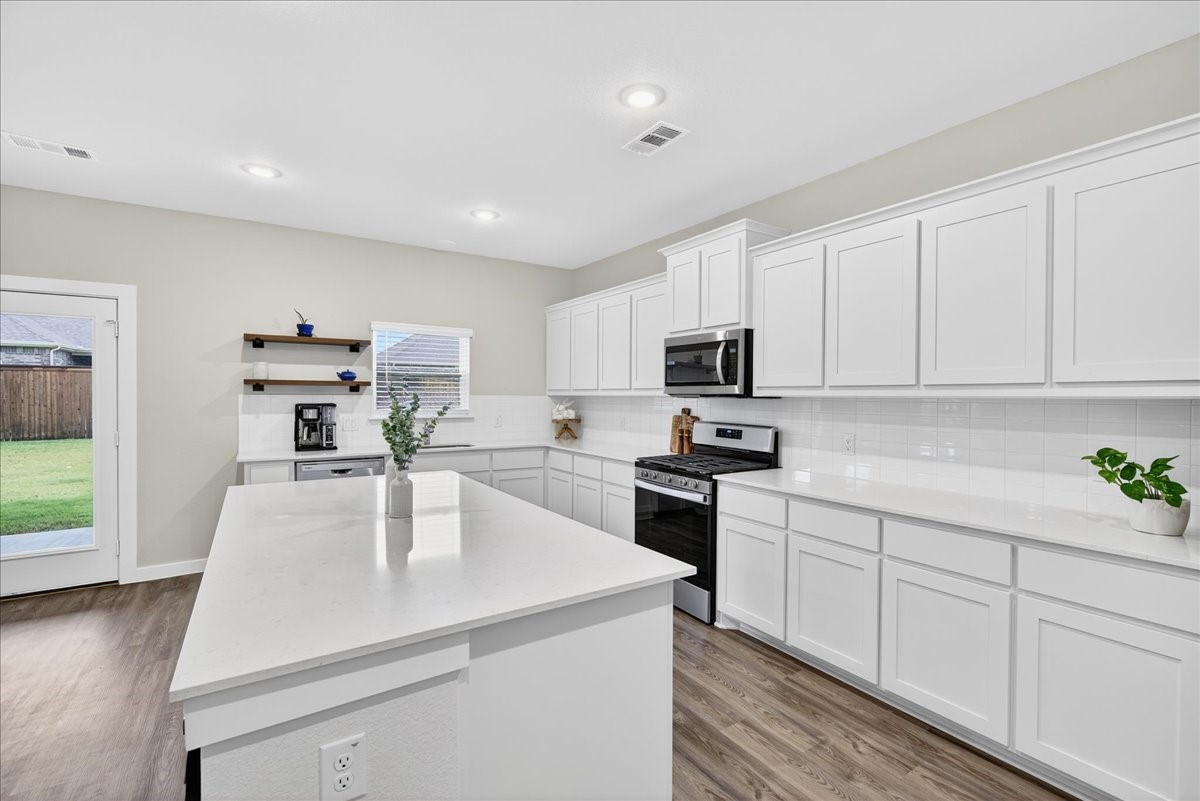 656 Cari Lane Forney TX 75126