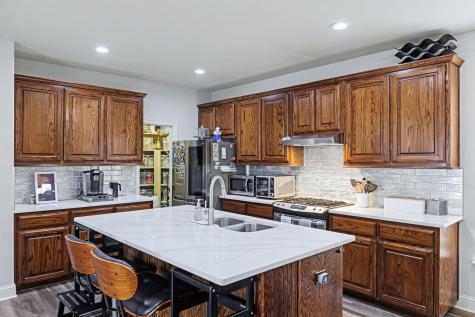 1229 Hayden Lane Savannah TX 76227