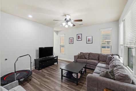 1229 Hayden Lane Savannah TX 76227