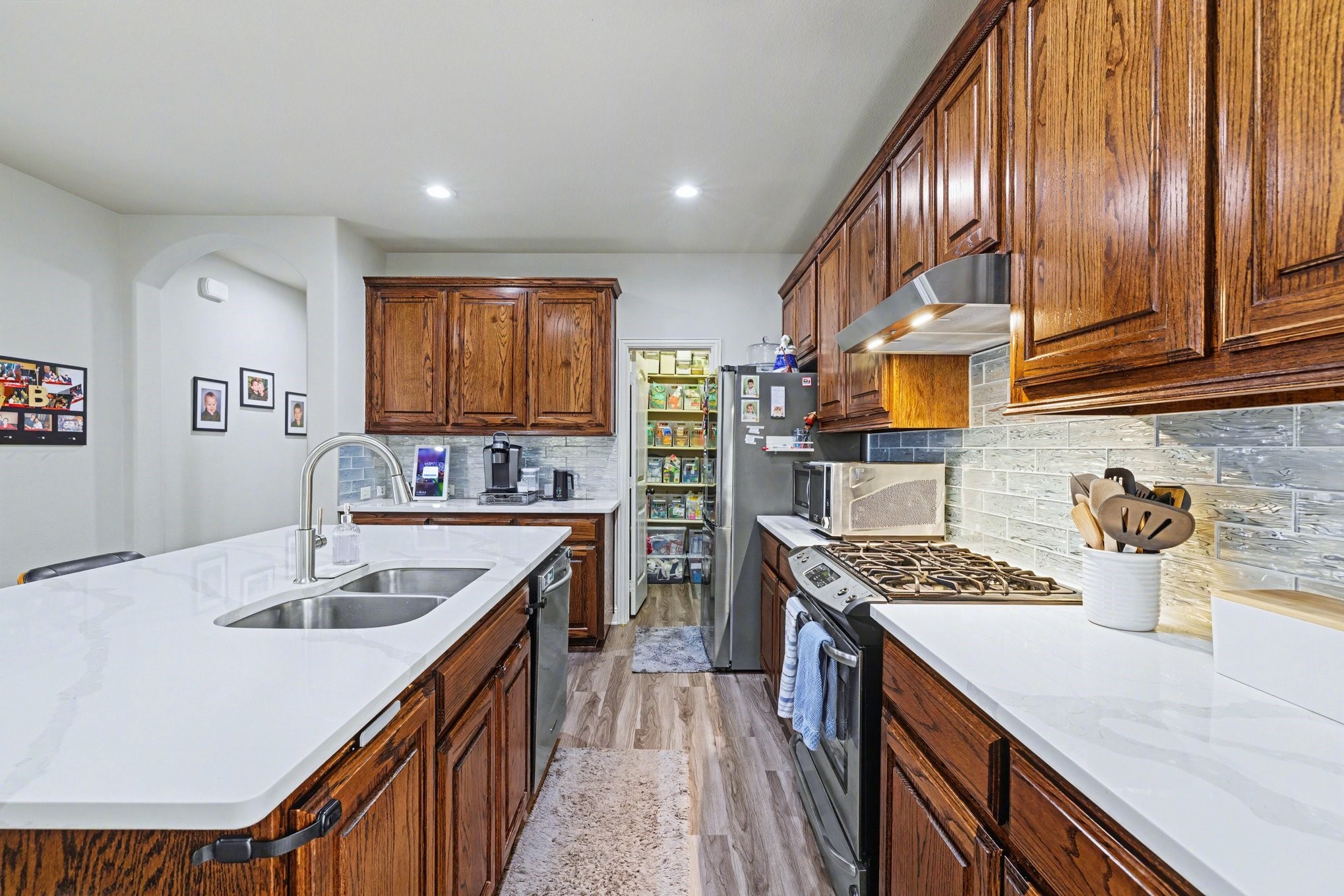 1229 Hayden Lane Savannah TX 76227