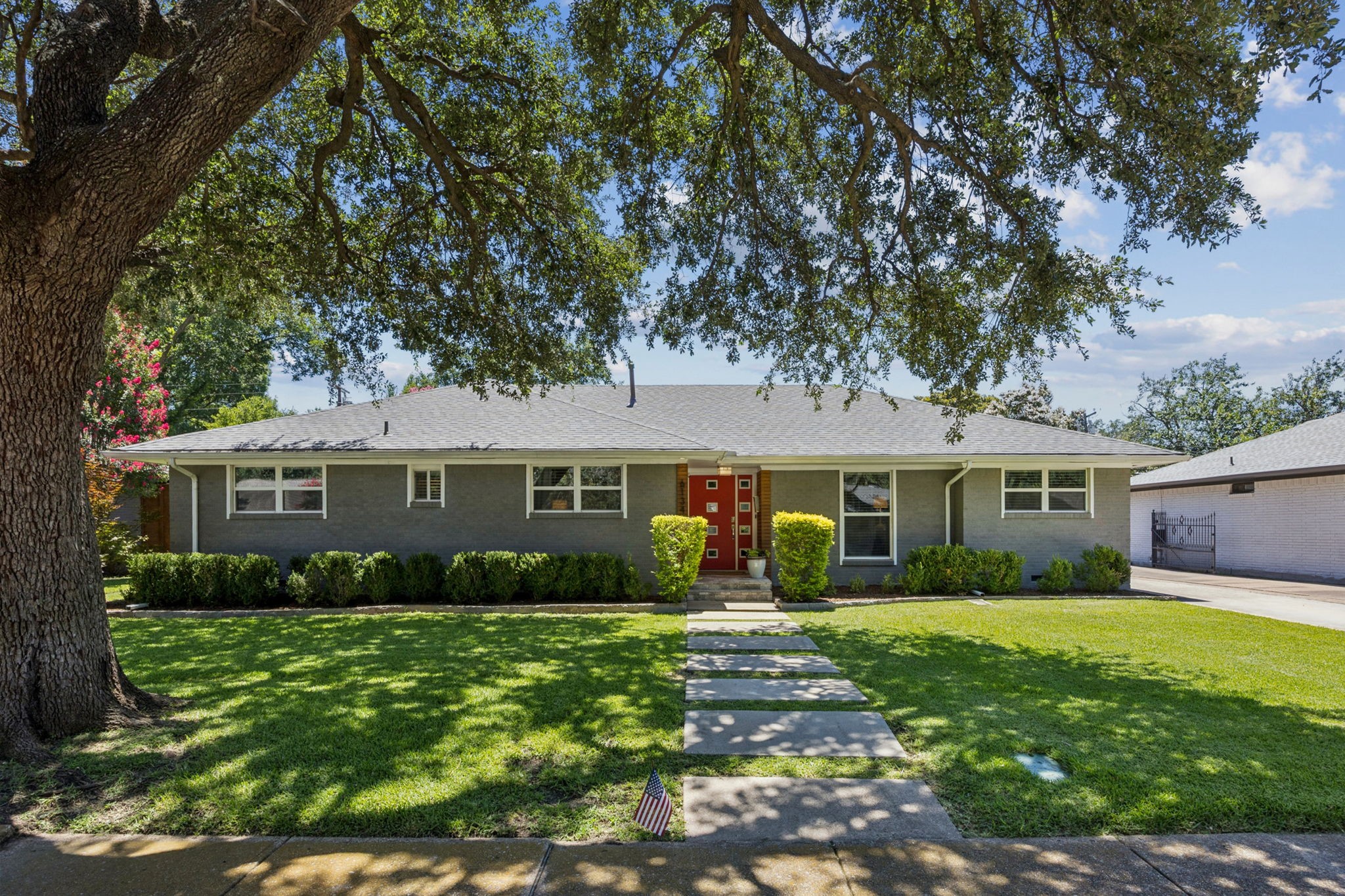 6134 E University Boulevard Dallas TX 75214