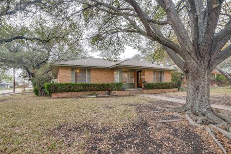 1229 Tanager Lane Garland TX 75042