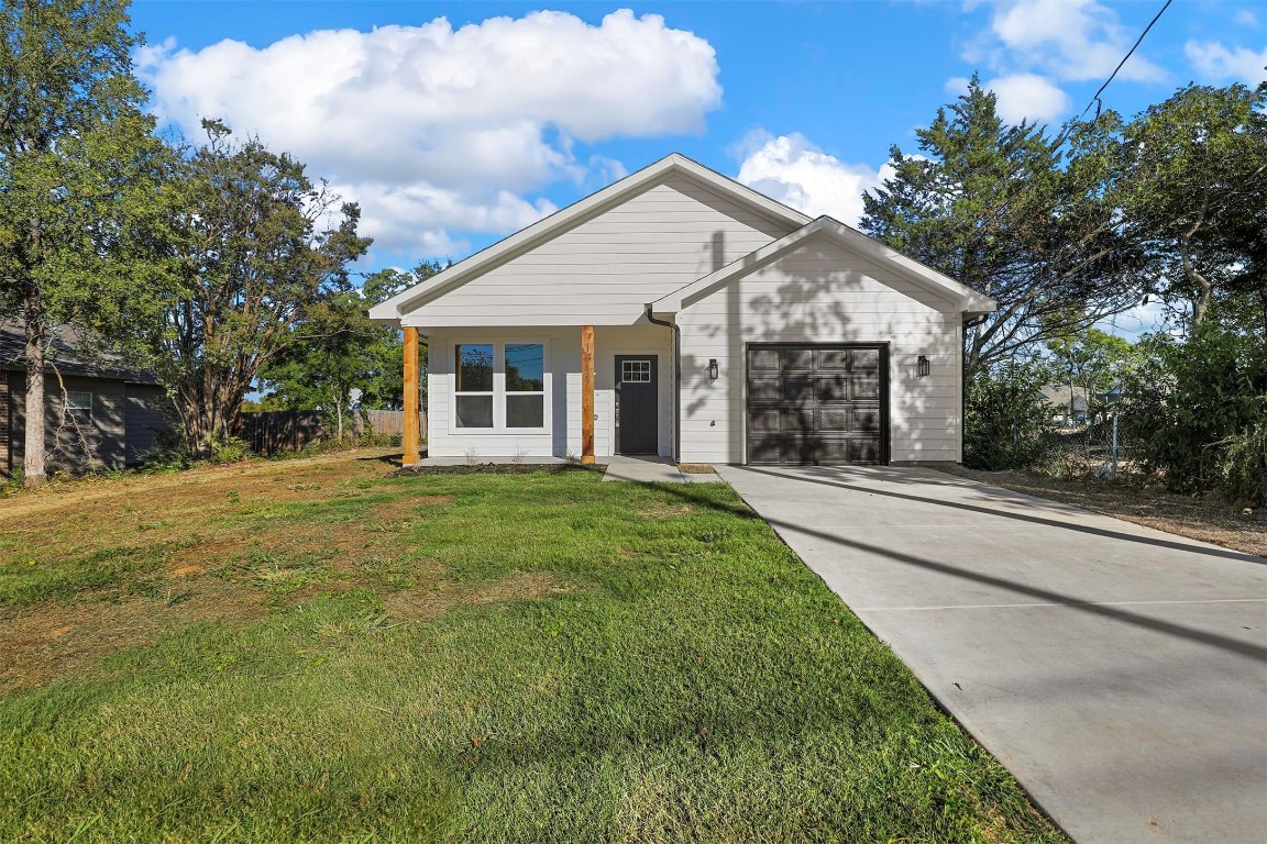 1717 Sayle Street Greenville TX 75401