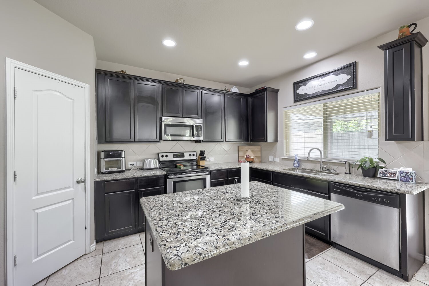 5808 Windy Meadow Lane Grand Prairie TX 75052