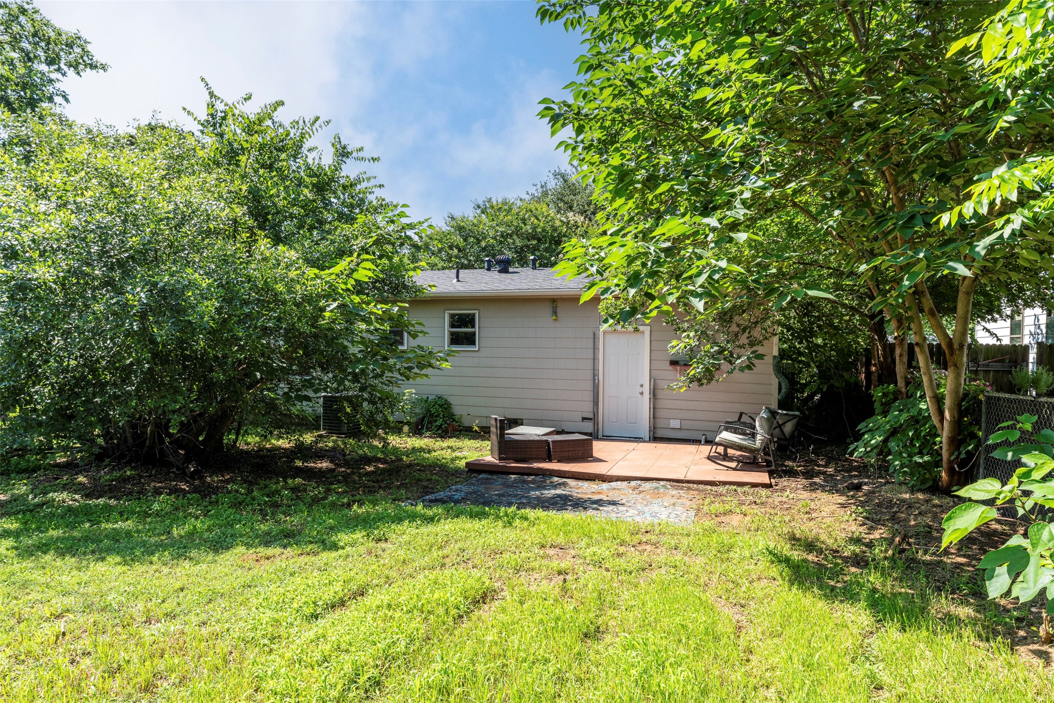224 Willow Street Hurst TX 76053