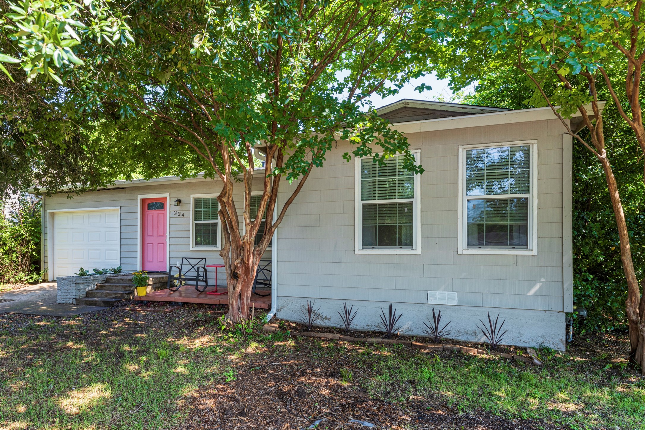 224 Willow Street Hurst TX 76053