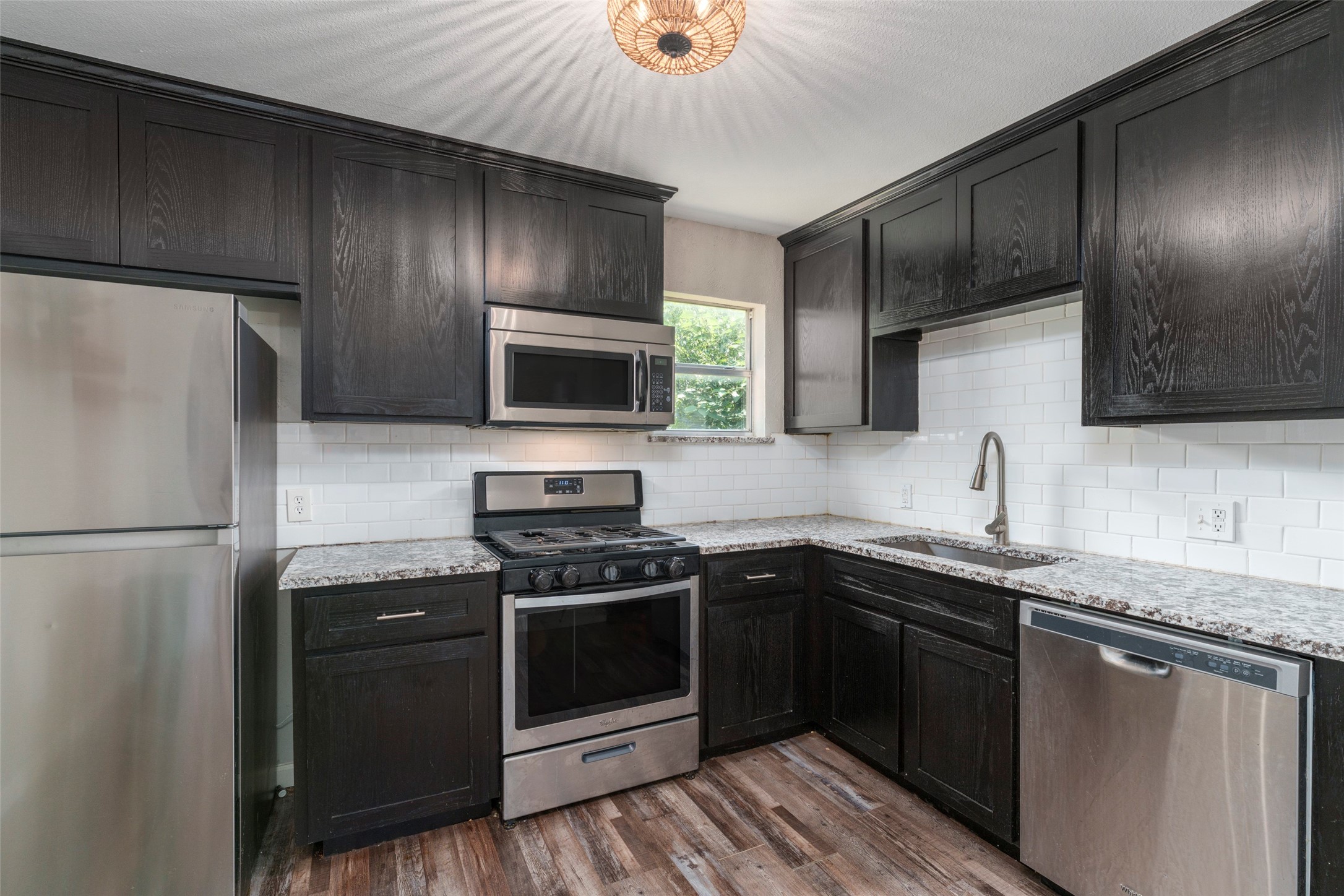 224 Willow Street Hurst TX 76053