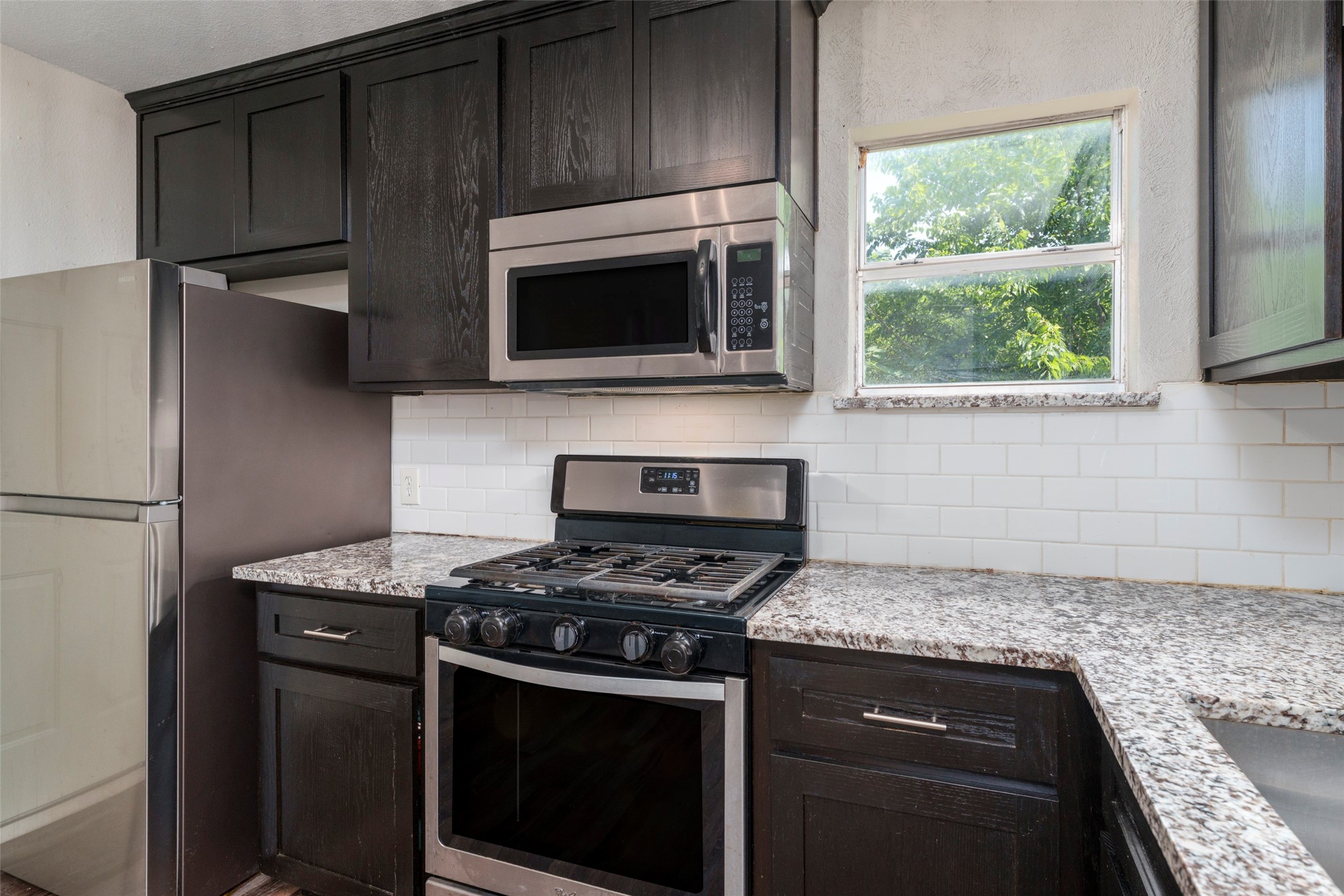 224 Willow Street Hurst TX 76053