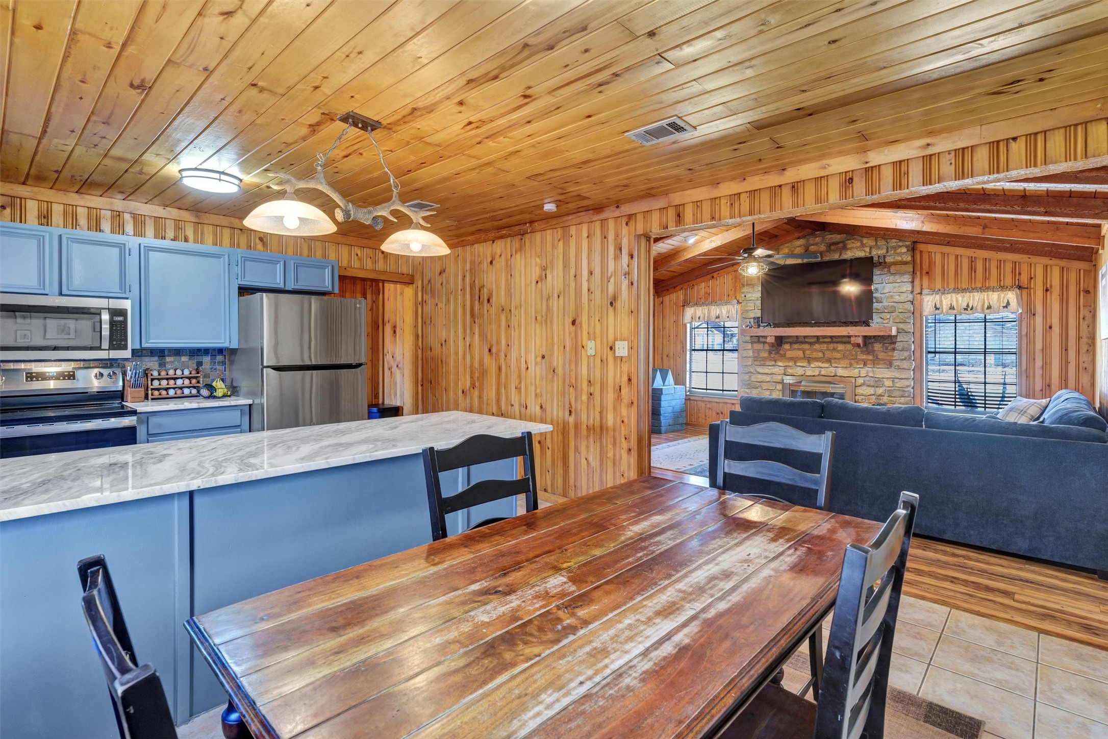 6325 Circo Drive Granbury TX 76049
