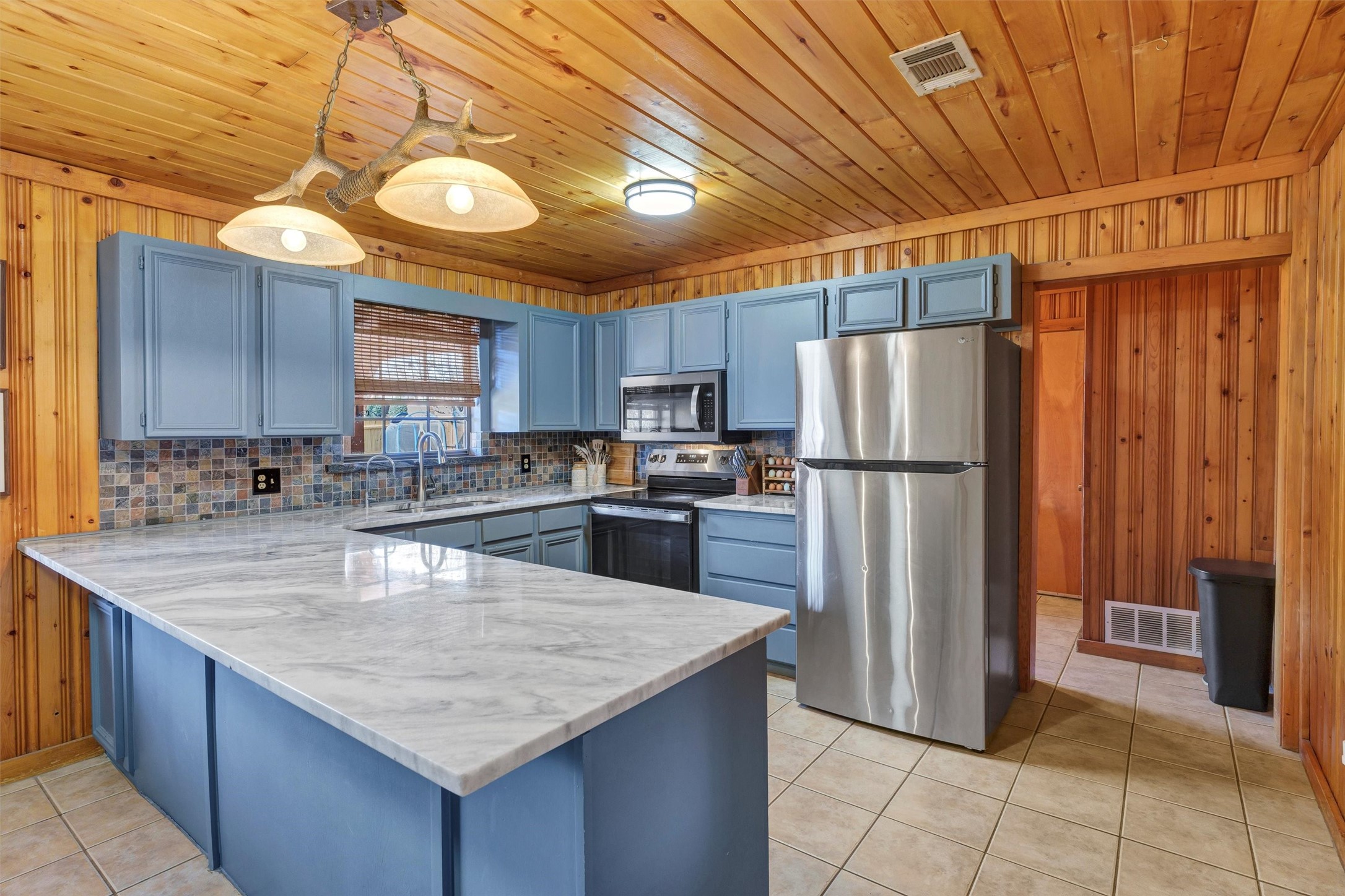 6325 Circo Drive Granbury TX 76049