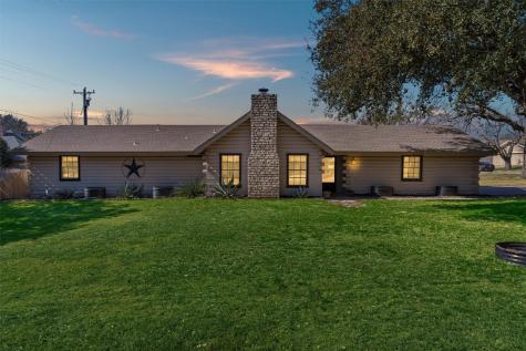 6325 Circo Drive Granbury TX 76049