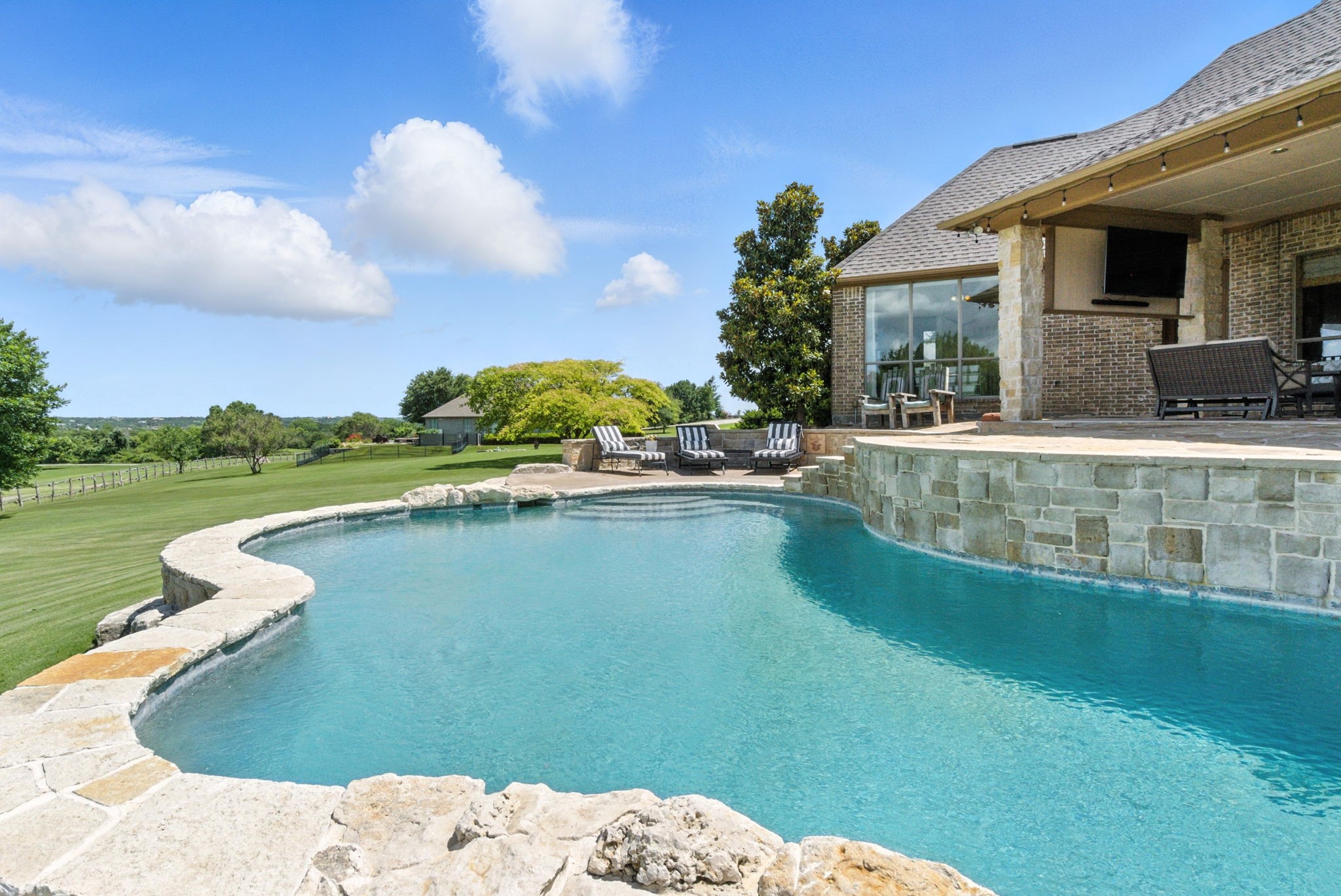 141 Pinnacle Peak Lane Weatherford TX 76087