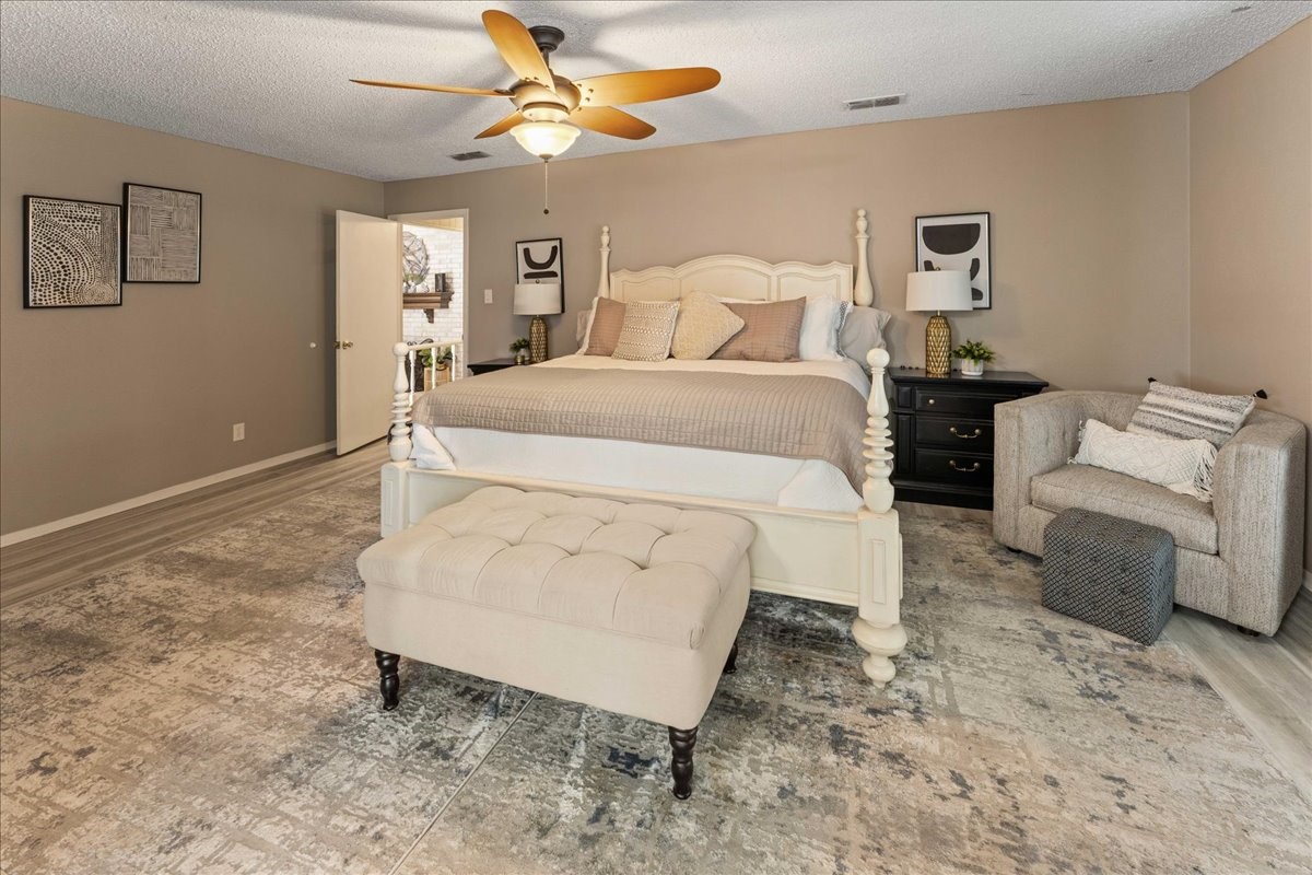 2002 W Lake Drive Gladewater TX 75647