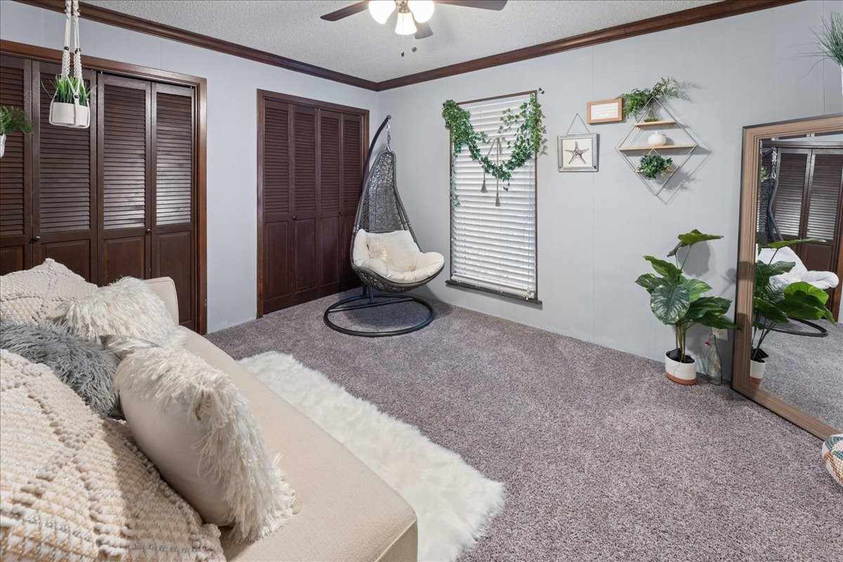 2002 W Lake Drive Gladewater TX 75647
