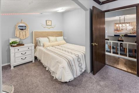 2002 W Lake Drive Gladewater TX 75647
