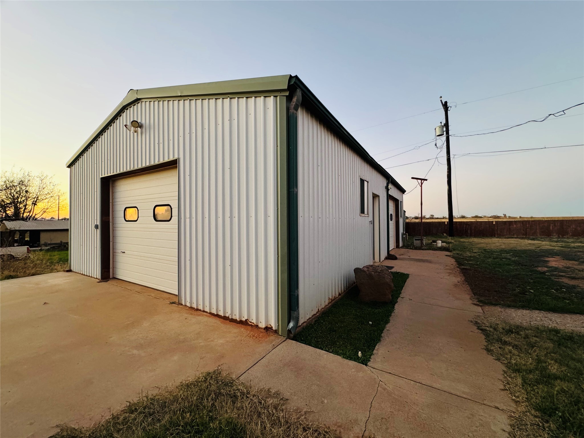1111 E Sammy Baugh Avenue Rotan TX 79546