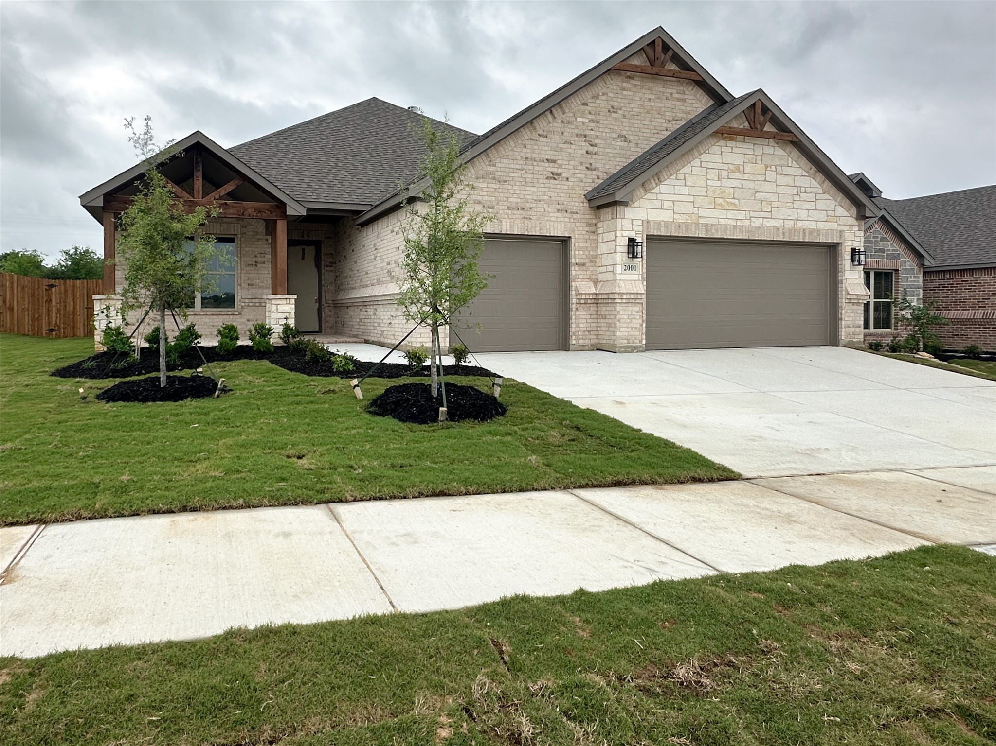 2001 Belle Lagos Lane Cleburne TX 76033