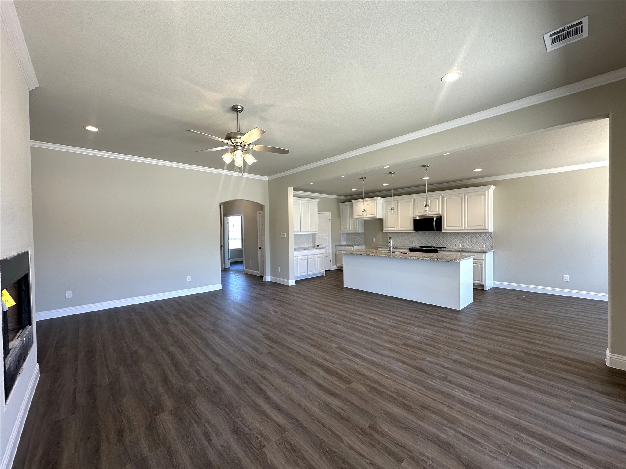2001 Belle Lagos Lane Cleburne TX 76033