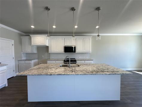 2001 Belle Lagos Lane Cleburne TX 76033
