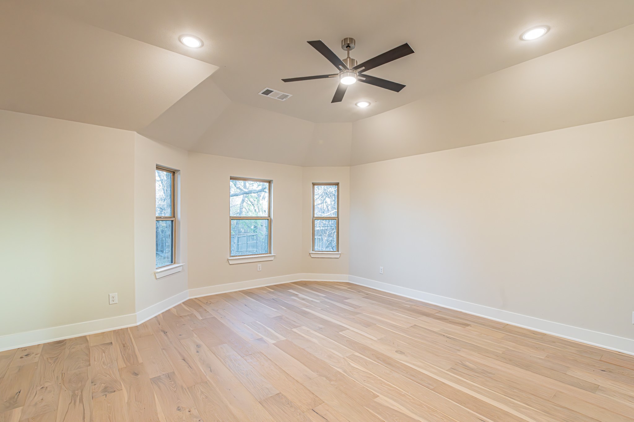 1617 Sea Breeze Court Azle TX 76020