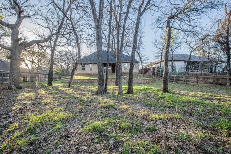 1617 Sea Breeze Court Azle TX 76020