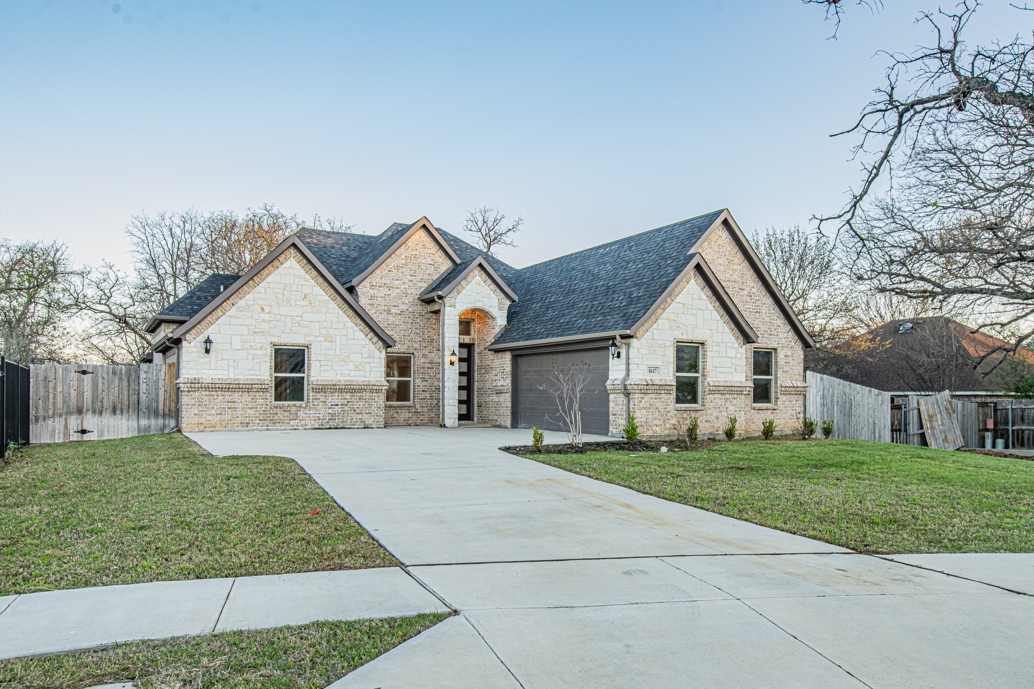 1617 Sea Breeze Court Azle TX 76020