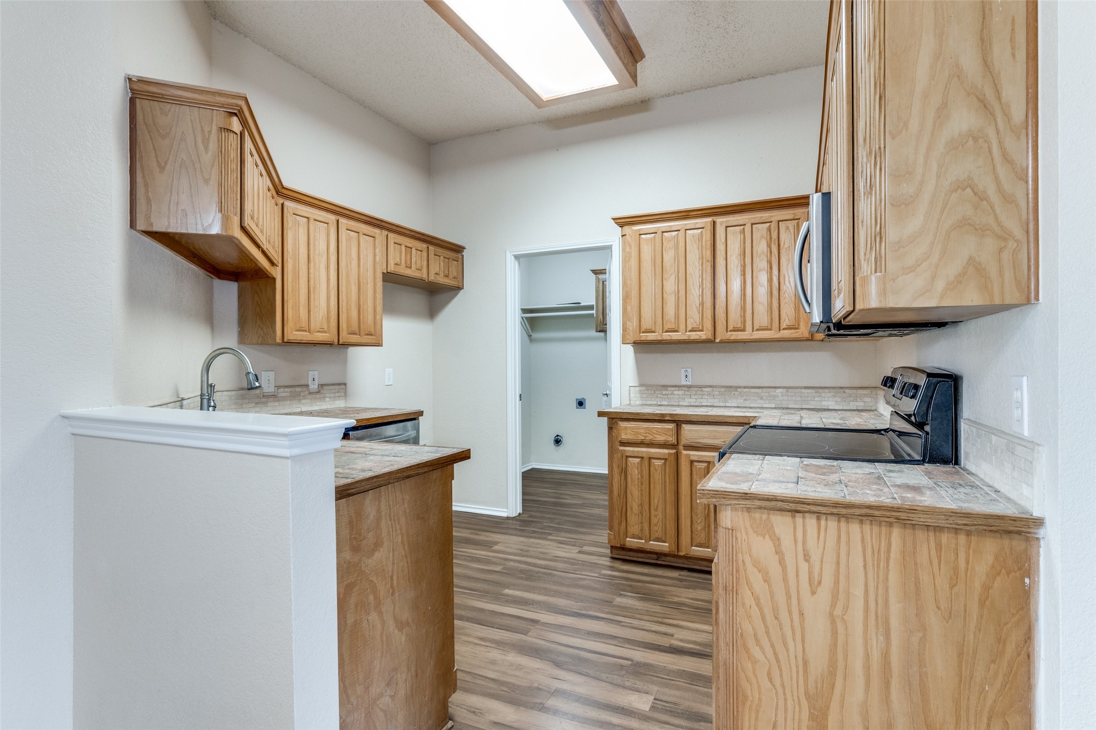 113 Saint James Court Rhome TX 76078