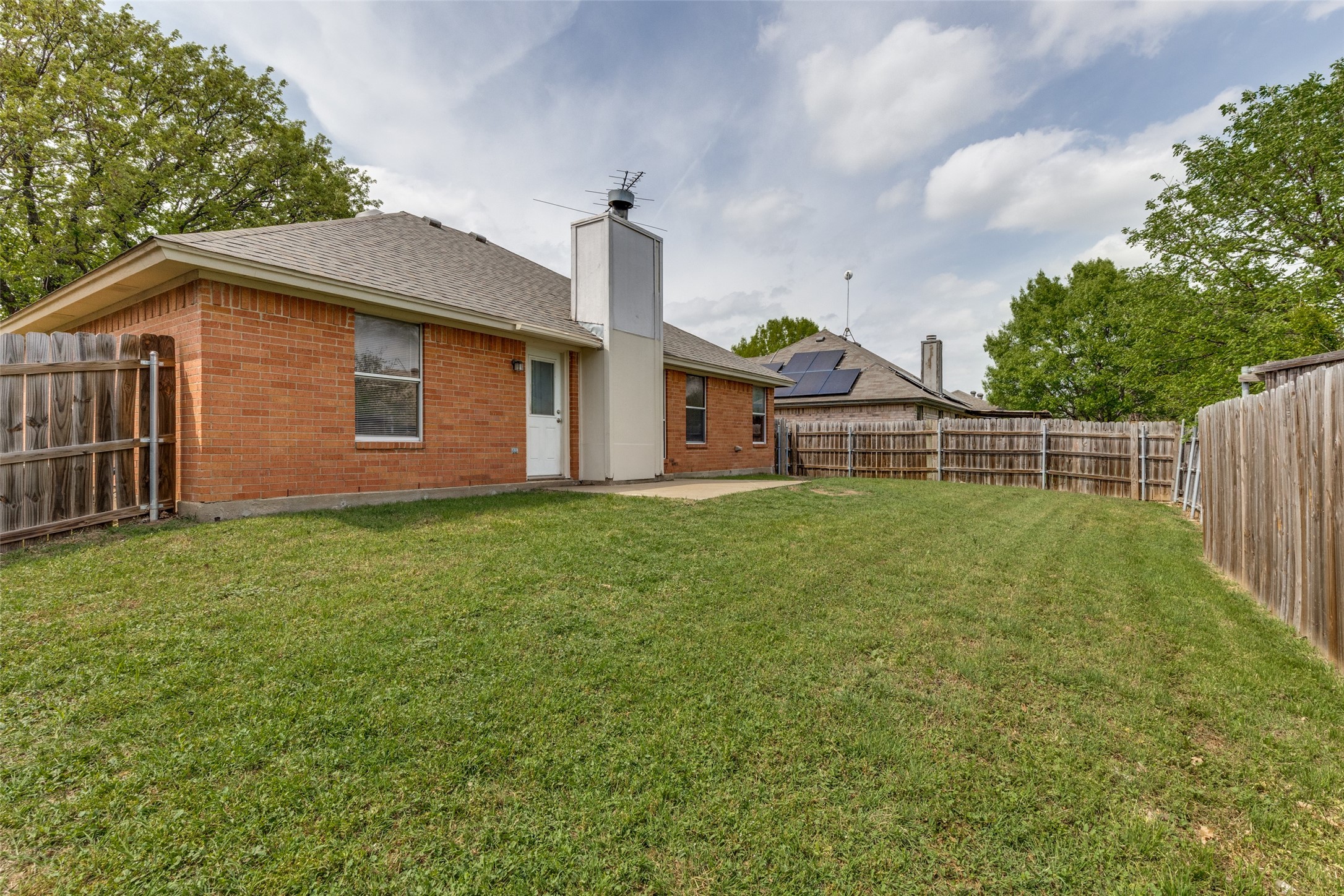 113 Saint James Court Rhome TX 76078