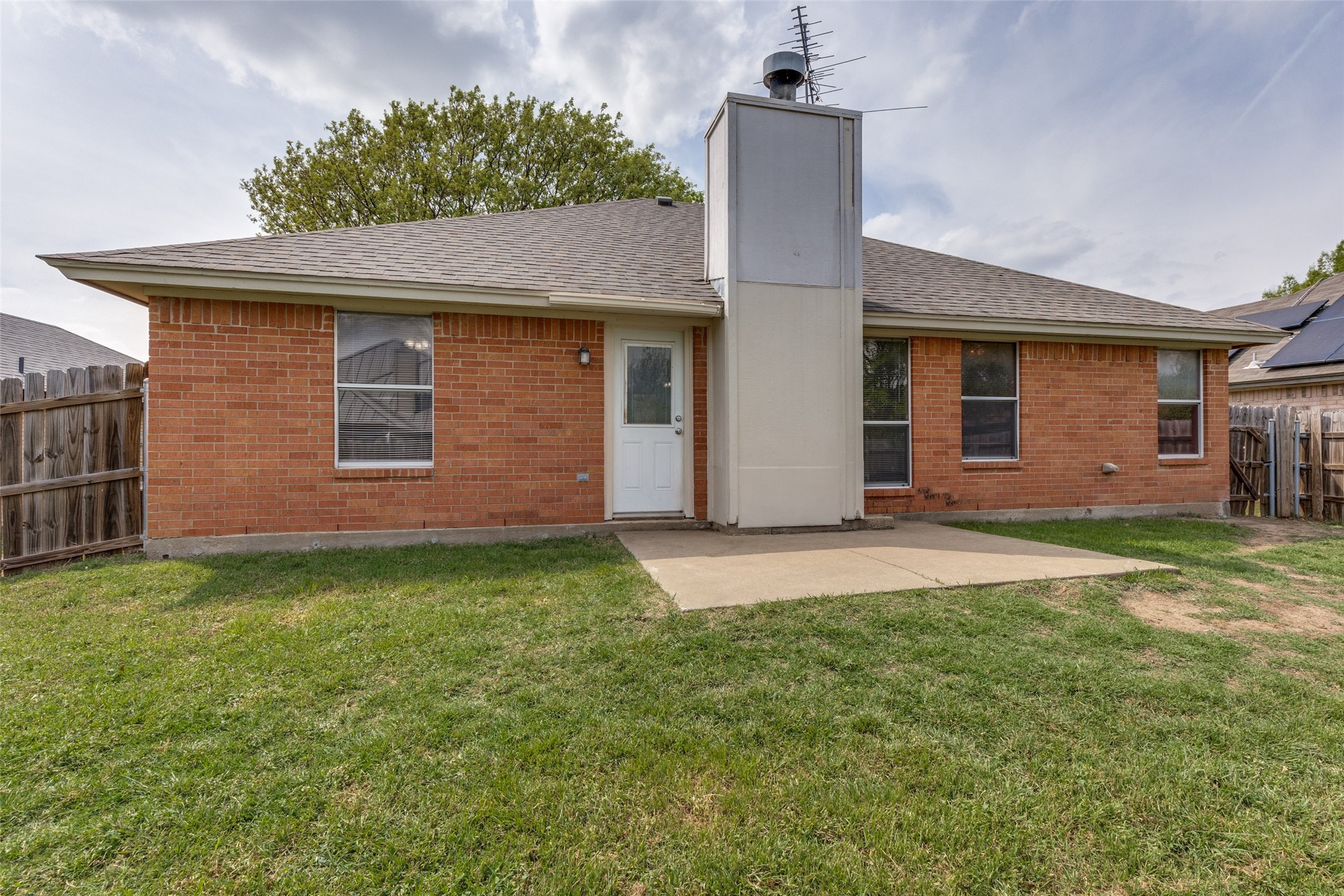 113 Saint James Court Rhome TX 76078