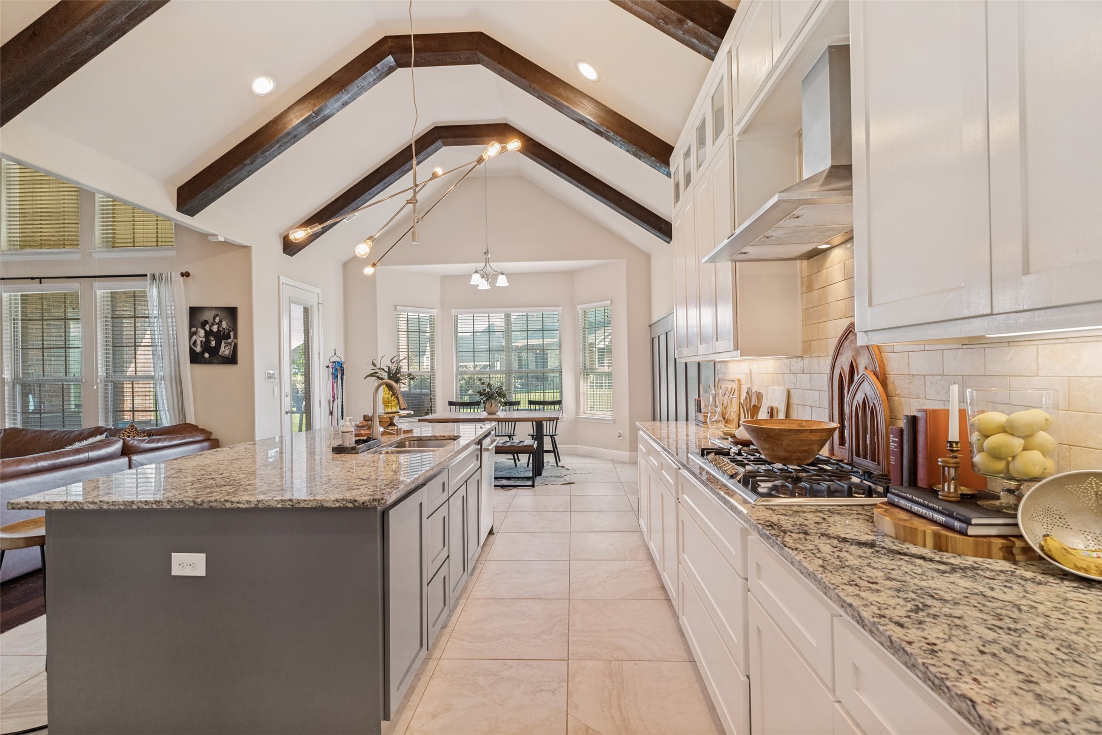 1212 Karsten Ridge Pass Gunter TX 75058