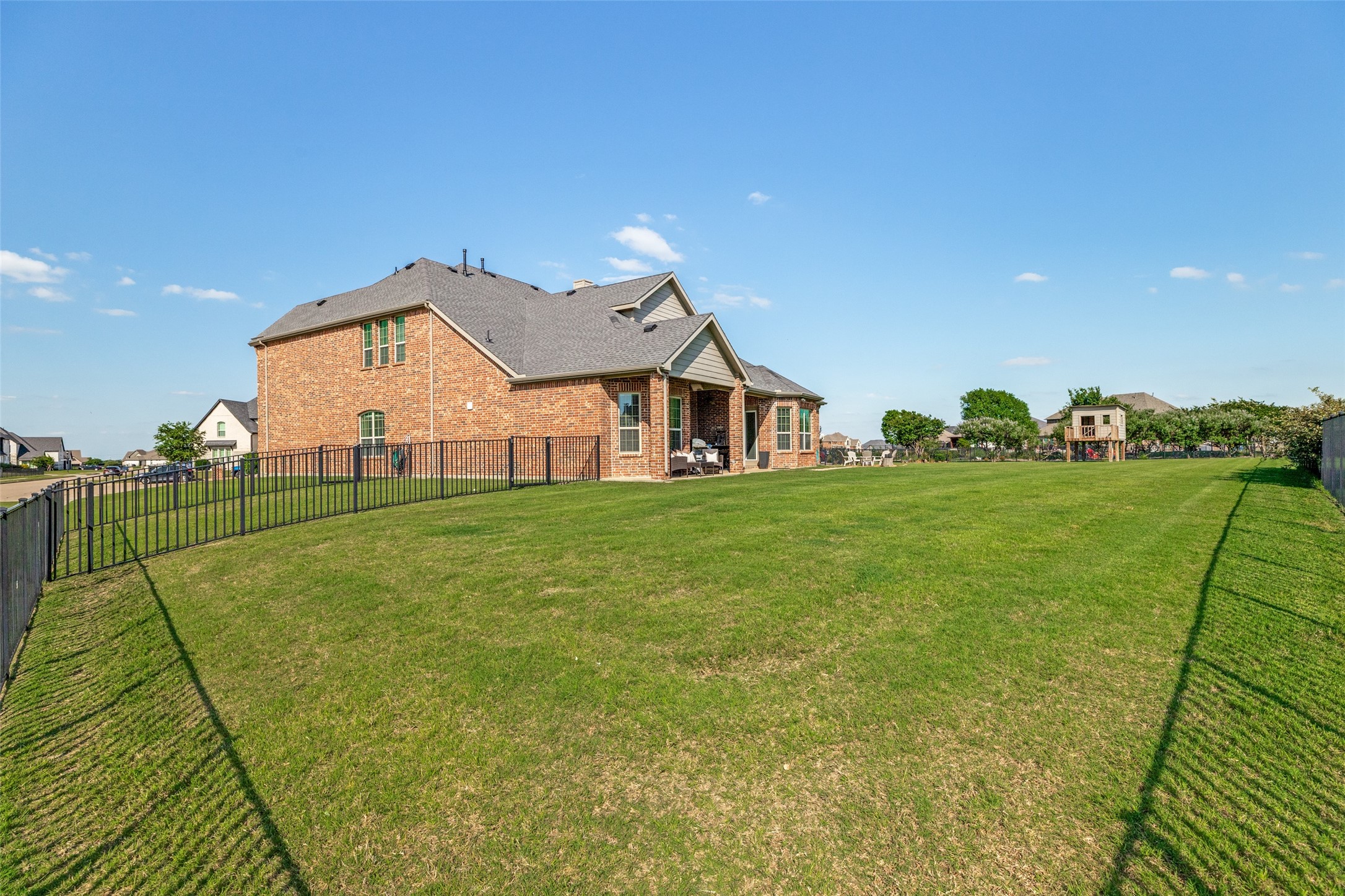 1212 Karsten Ridge Pass Gunter TX 75058