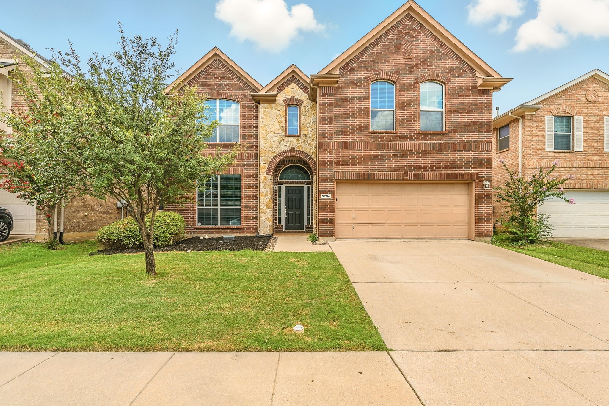 5204 Lori Valley Lane Fort Worth TX 76244