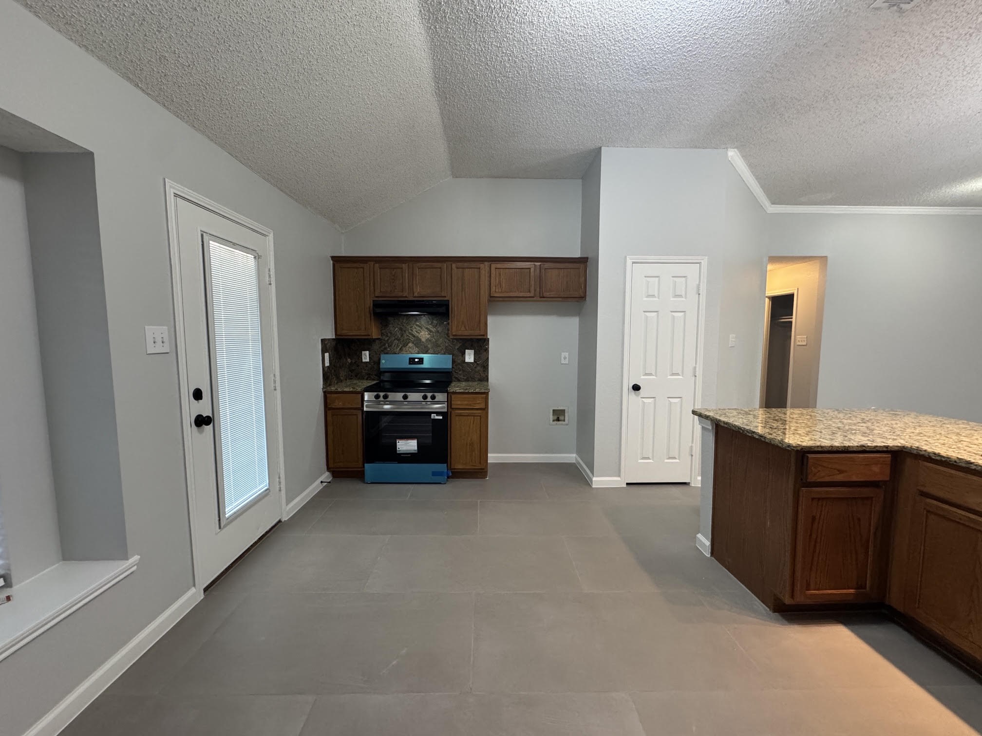 5616 Indian Hill Drive Arlington TX 76018