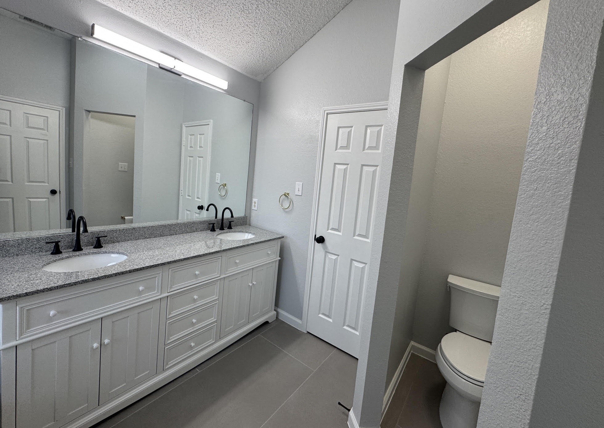 5616 Indian Hill Drive Arlington TX 76018