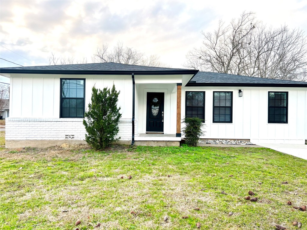6008 Sayle Street Greenville TX 75402
