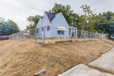 220 Blevins Street Fort Worth TX 76111