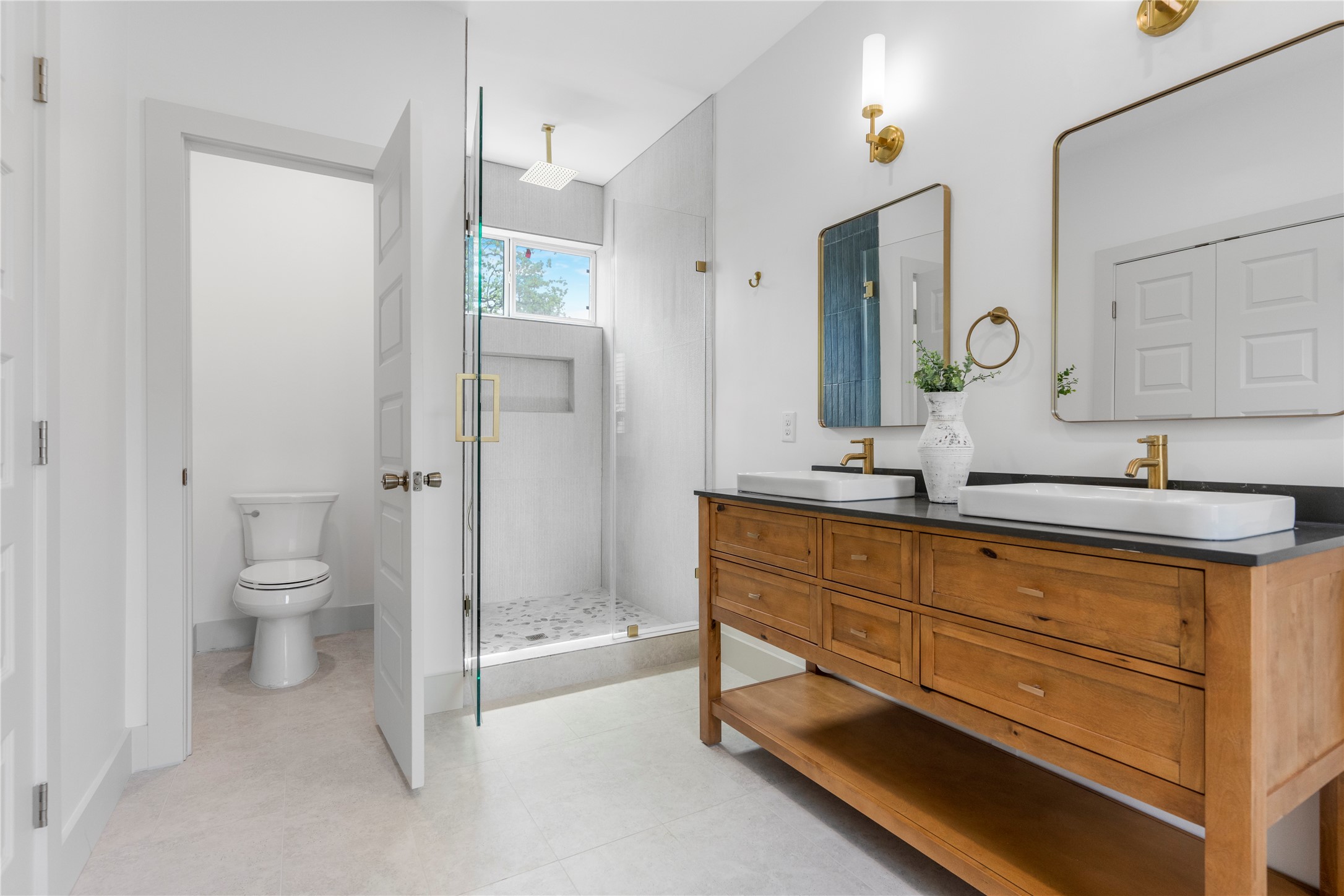 3313 Meadow Street Dallas TX 75215