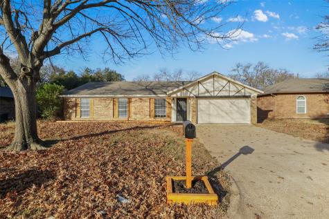 6414 Willow Springs Drive Arlington TX 76001